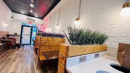 Lucy’s Vietnamese – 649 Grand St