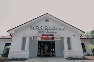 Paris Banh Mi Cary